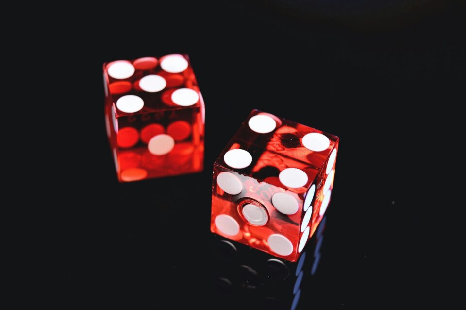 Explore the legal avenues for 18-year-olds to gamble in the US and online by 2025, including a state guide and top platforms.